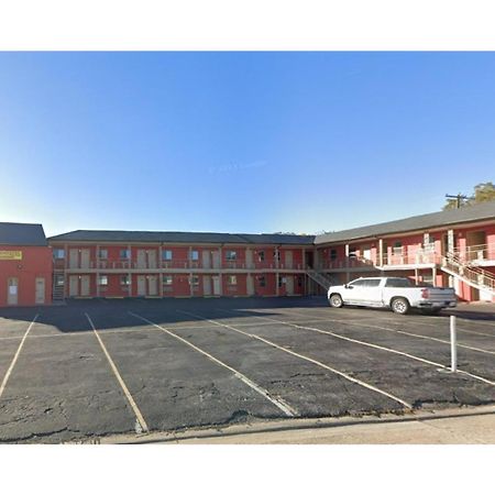Exclusivo Inn By Oyo Grand Prairie, Tx Экстерьер фото